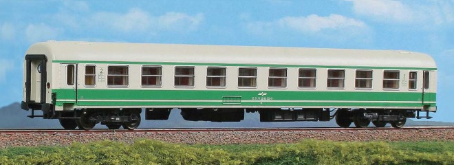 Passenger car 2nd class type Y<br /><a href='images/pictures/ACME/262592_c.jpg' target='_blank'>Full size image</a>